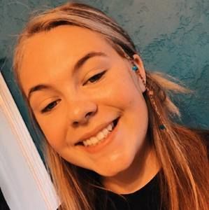 Meet your Posher, Bella